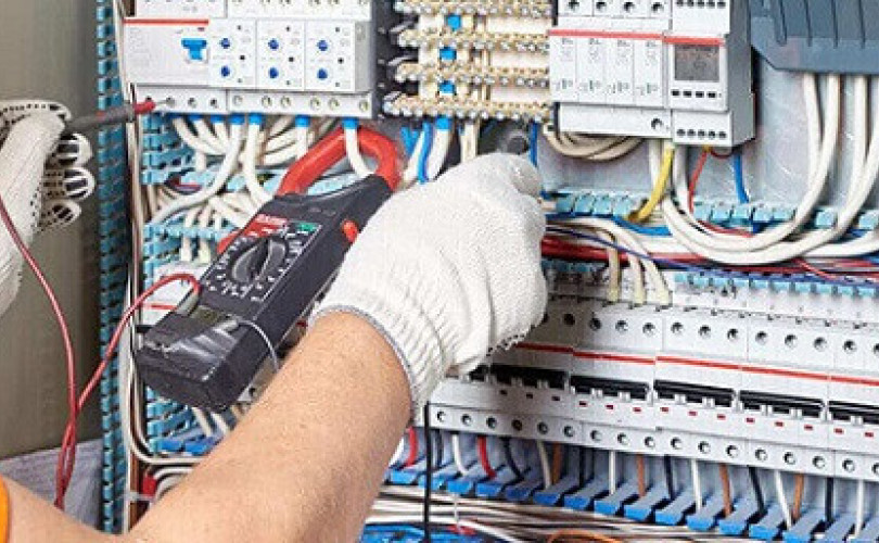 أنظمة توزيع الكهرباء التشغيل والاختبار والحماية
